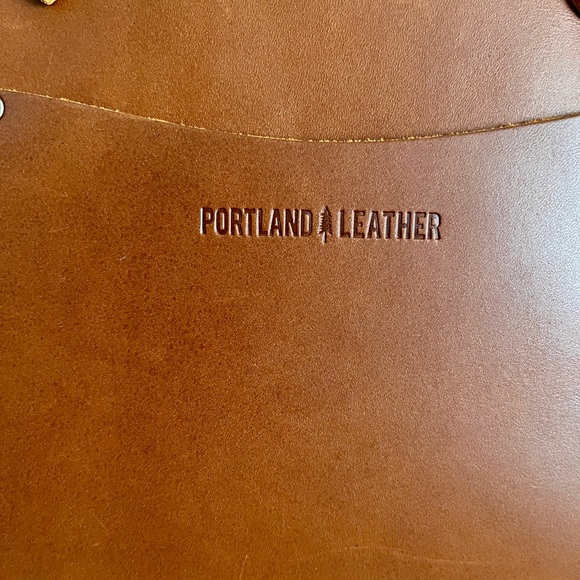 Portland Leather Juliette Small Tote Bag - Picture 3 of 7
